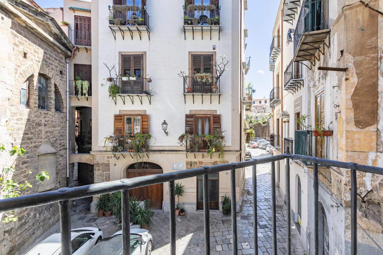 פלרמו Piazza Pretoria & Quattro Canti Roomy Flats With Balconies מראה חיצוני תמונה