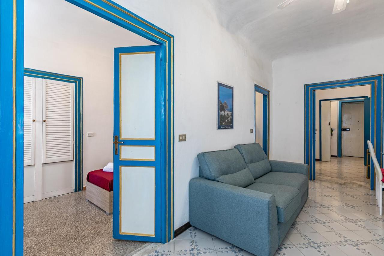פלרמו Piazza Pretoria & Quattro Canti Roomy Flats With Balconies מראה חיצוני תמונה
