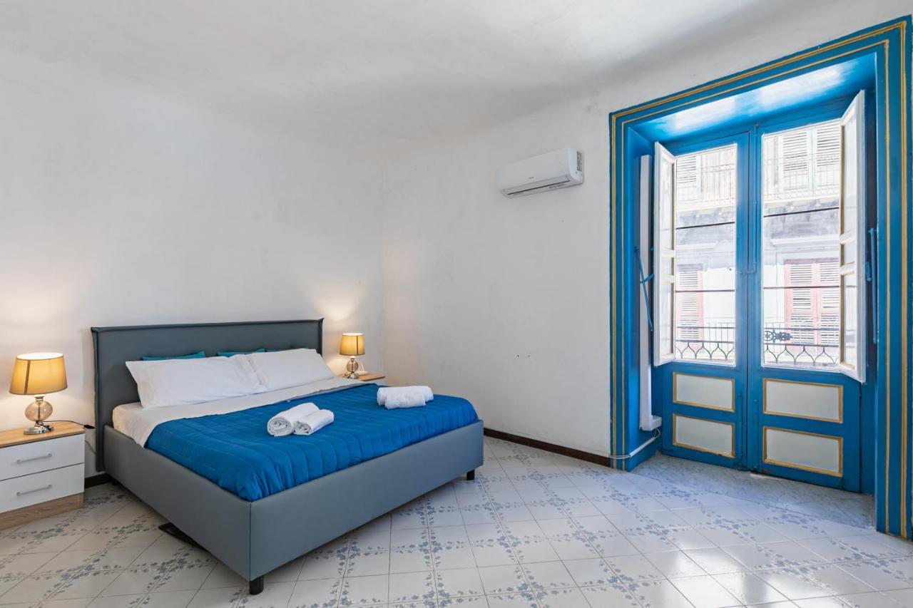 פלרמו Piazza Pretoria & Quattro Canti Roomy Flats With Balconies מראה חיצוני תמונה