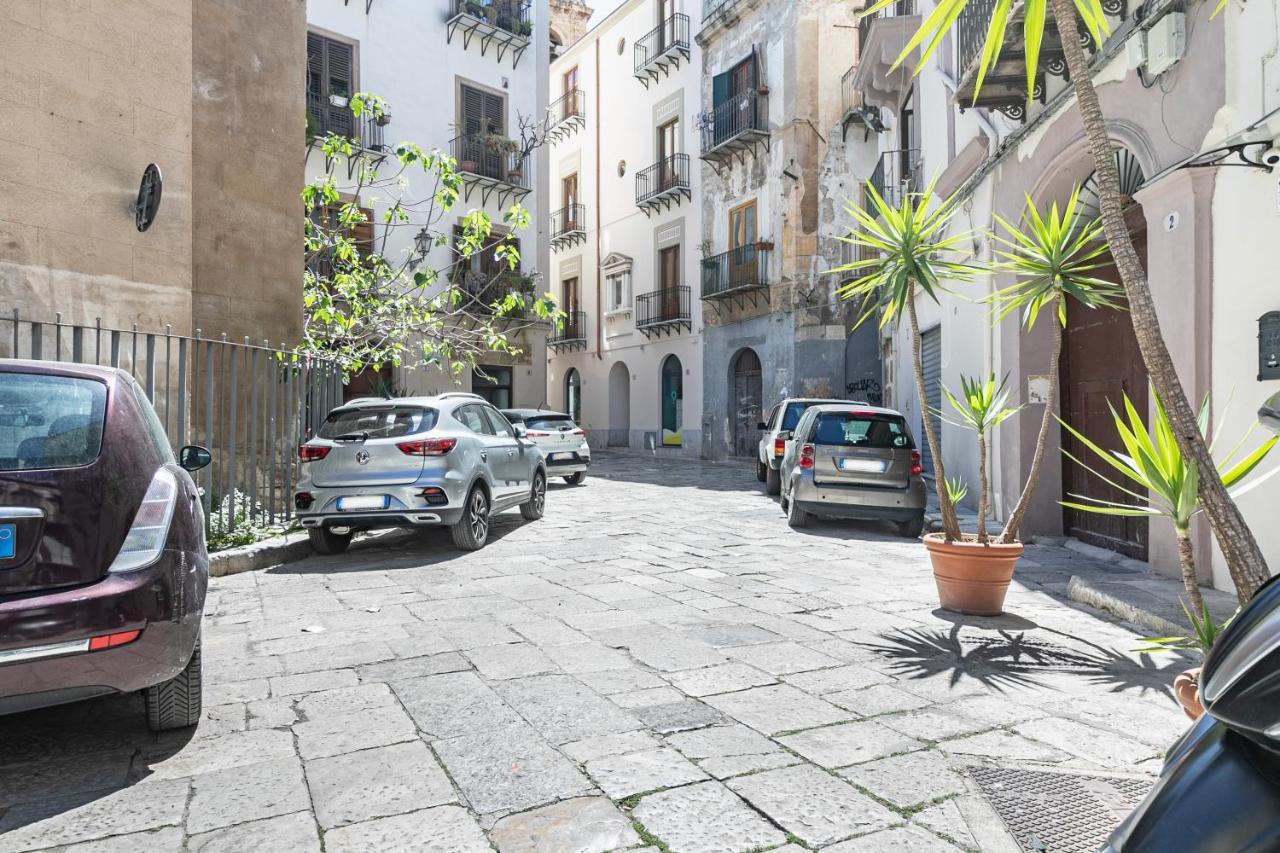 פלרמו Piazza Pretoria & Quattro Canti Roomy Flats With Balconies מראה חיצוני תמונה